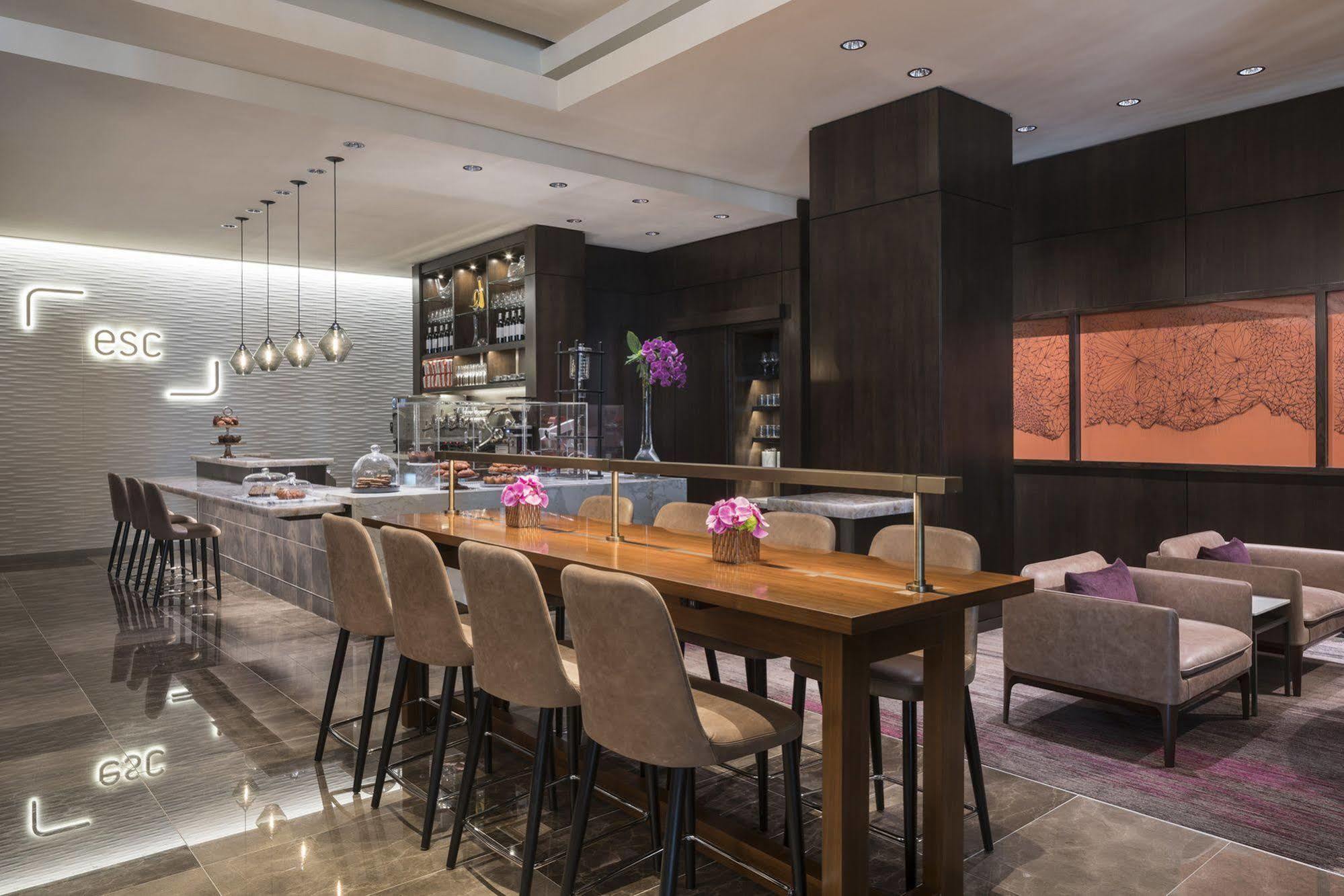 Four Seasons Hotel Silicon Valley At East Palo Alto Екстериор снимка